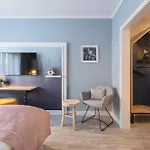 Garner - Messe By Ihg Hotel 3*