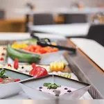 Garner - Messe By Ihg Hotel
