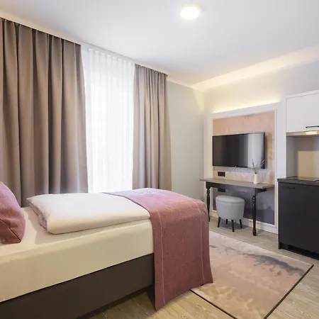 Garner - Messe By Ihg אסן