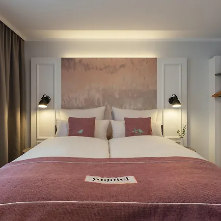 Garner - Messe By Ihg 3* אסן