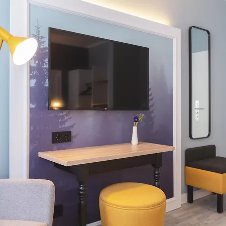 Garner - Messe By Ihg אסן