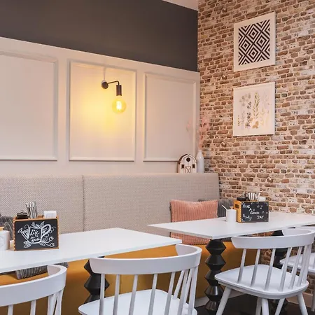 Garner - Messe By Ihg فندق 3*