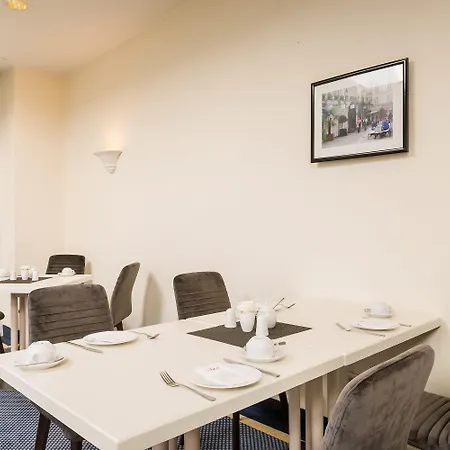 Garner - Messe By Ihg ホテル 3*