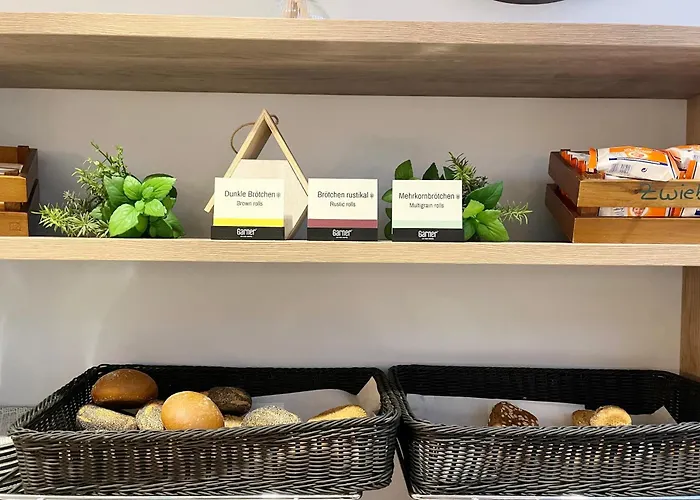 Garner - Messe By Ihg Szálloda 3*